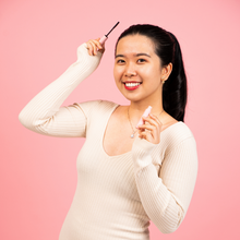 Load image into Gallery viewer, SLEEK Hair Anti Flyaway Wand
